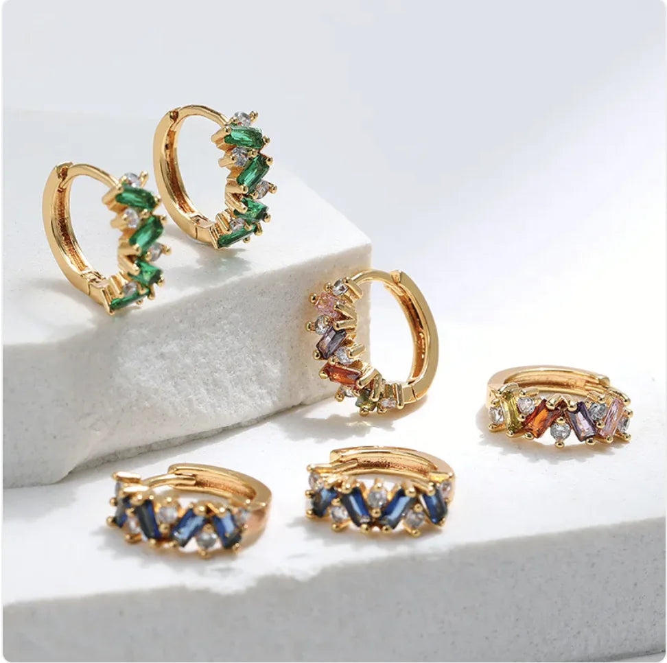 "Delicate Emerald Leaf Zircon Ear Clips – Stylish Women’s Earrings
