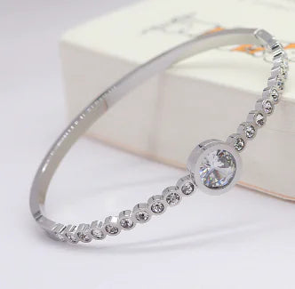 Elegant Gold-Plated Titanium Bracelet