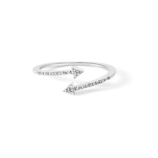 "Luxury Arrowhead Open Ring – Sleek and Contemporary"
