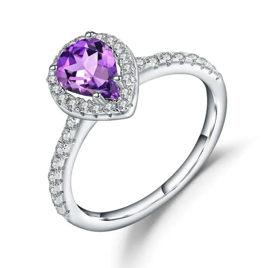 "Gemstone Crystal Ring – Sophisticated Statement Piece"